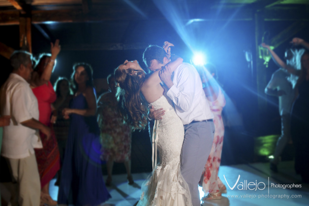 Cancun Wedding First Dance Photo