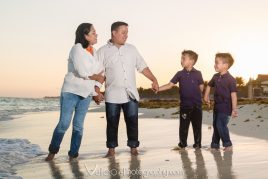 familia-playa-cancun