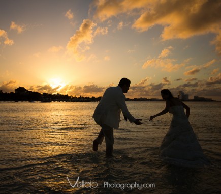 professional photo cancun wedding sunset