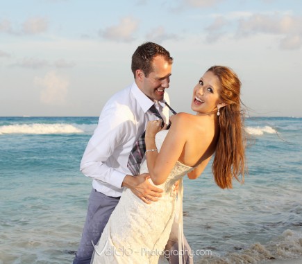 cancun wedding photoshoot beach
